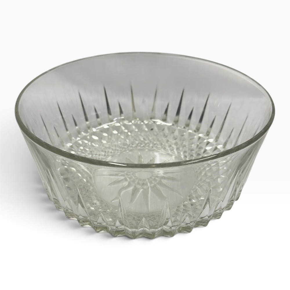 Vintage Arcoroc France Clear Glass Bowl Sunburst Diamond Cut 9 Inch Serving Dish